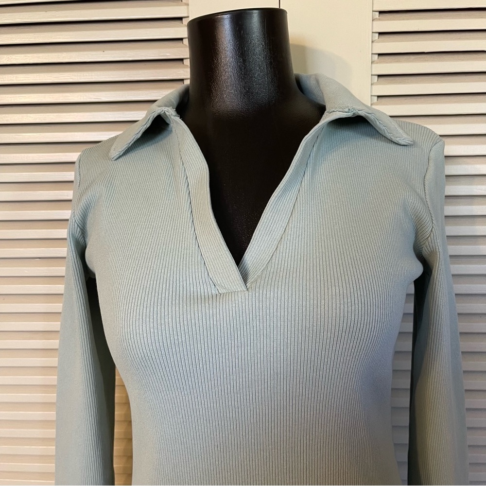 Nasty Gal Sage V Neck Collar Ribbed Dress - Picture 4 of 8